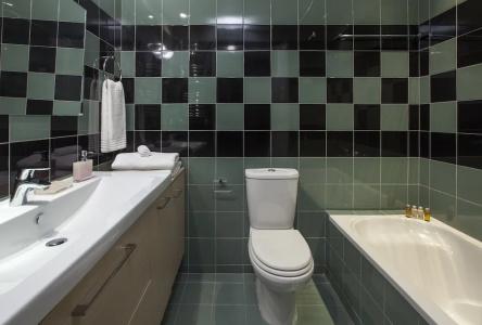 Scale Suites - 33