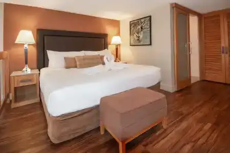 Coast Hillcrest - 69