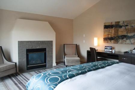 Grande Rockies Resort-Bellstars & Resorts - 3