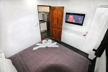 Phratamnak Inn - 100 meter from Beach - 4