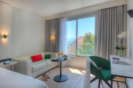 Mercure Ajaccio - 80