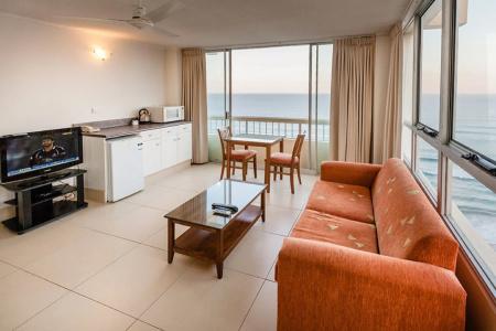 Chateau Beachside - 4
