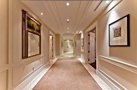 The Ritz-Carlton, - 168