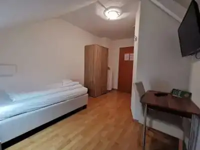 Lübecker Hof - 2