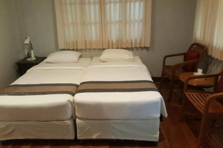 Baan Klang Aow Beach - 12