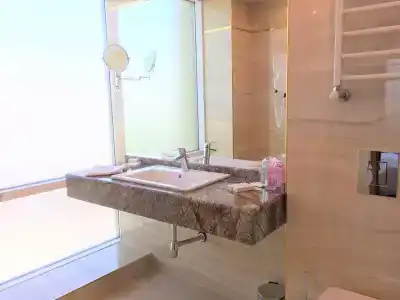 Golden Tulip Varna - 110
