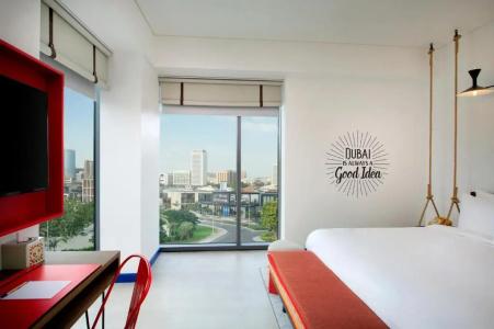 Hampton by Hilton Dubai Al Seef - 18
