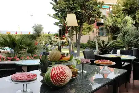 Garden Lido - 13