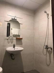Cosmo Square - 8