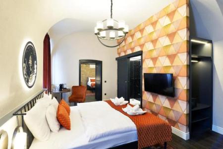 1552 Boutique - 52