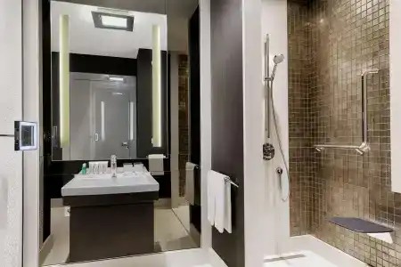 Le Meridien Istanbul Etiler - 11