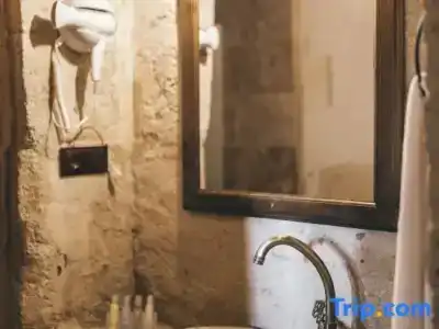 Tale Cave In - 68