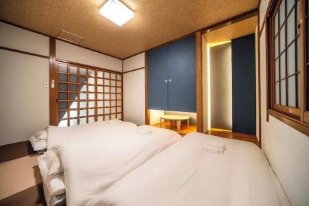 e-stay namba - 182