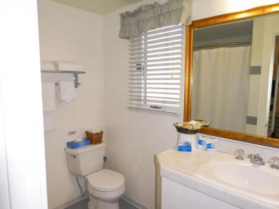 Briarwood Inn - 104
