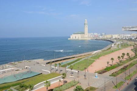 Le Yacht Suites - 16
