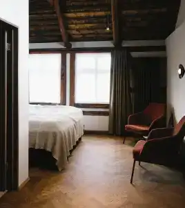 Bryggjan Boutique - 4