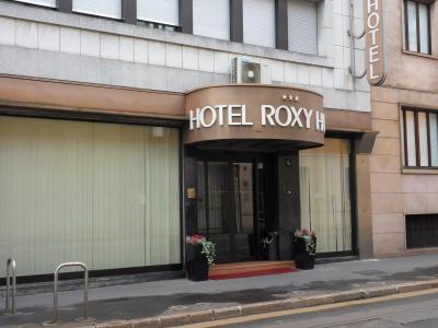 Roxy - 28