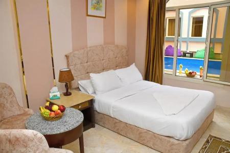 Elite Regency Pyramids view - 36