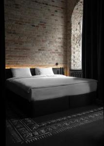 Globe Runner Hostel - 69