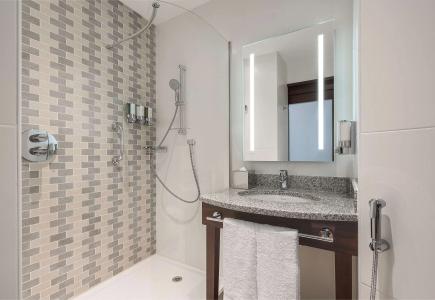 Hampton By Hilton Dubai Al Barsha - 7