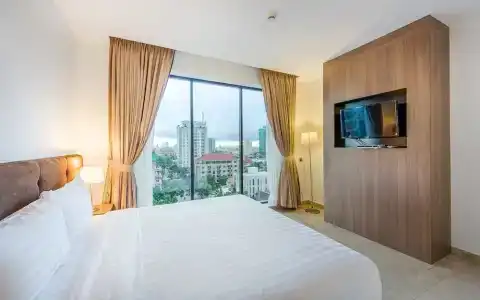 Mansion 51 & Apartment - 102