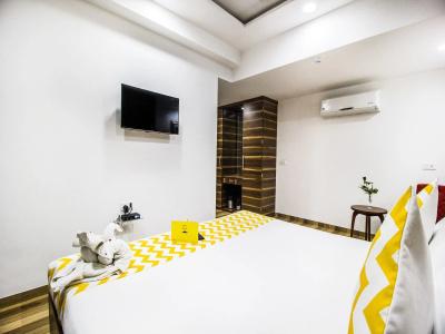 FabSapphire Inn - 4