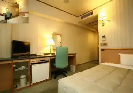 Suzuka Storia - 1