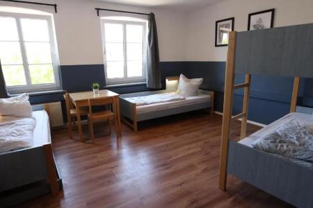 Blue Doors Hostel Ktv - 41