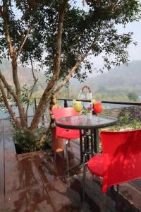 Chiangrai Lake Hill - 17