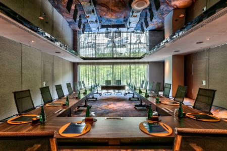 Hilton - 21