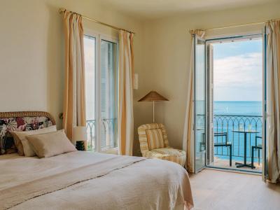 Hôtel La Pérouse Nice Baie des Anges - 5