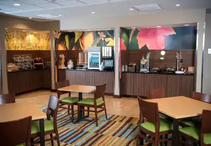 Fairfield Inn & Suites by Marriott Uptown/University Area - 19