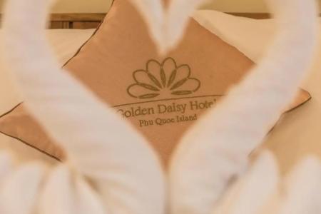Golden Daisy - 56