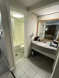 Quality Inn - Hwy 76 Central - 57