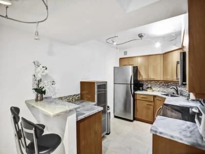 The Alexander All Suites - 270