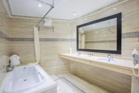 Riad Ennakhil & Spa - 9