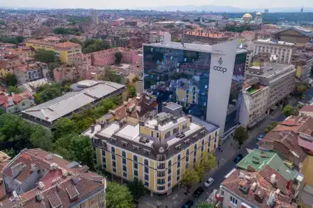 Coop, Sofia - 13