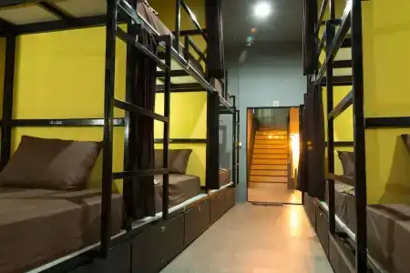 Iris Hostel - 32