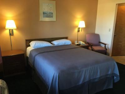 Royal Inn - 1