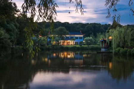 West Lake State Guest House - 43