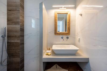 Drios Luxury Studios - 205