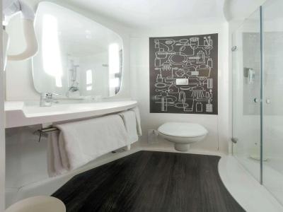 ibis London Docklands Canary Wharf - 7