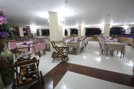 Grand Corner Boutique - 17
