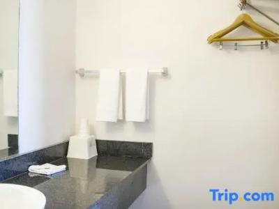 Extended Stay America Select Suites - - East - 48
