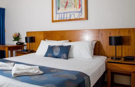 Cullen Bay Resorts - 57