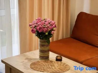Motives Inn - 141