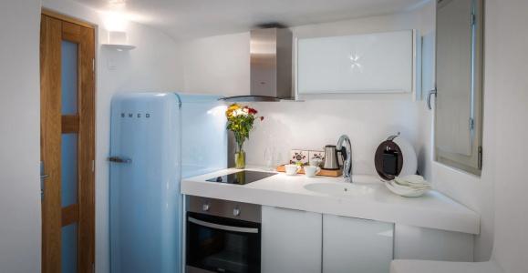 Elite Luxury Suites - 27