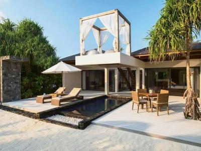 Mӧvenpick Resort Kuredhivaru Maldives - 26