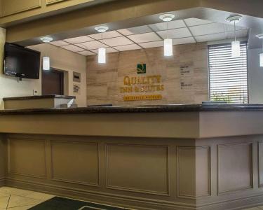 Quality Inn and Suites - 16