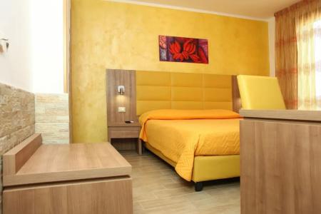 Coralia Bed & Breakfast - 5